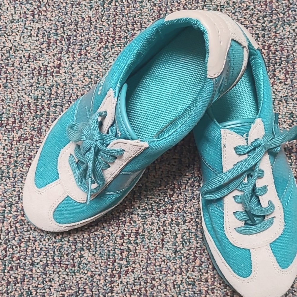 COACH Mae Turquoises and Grey Suede Sneakers